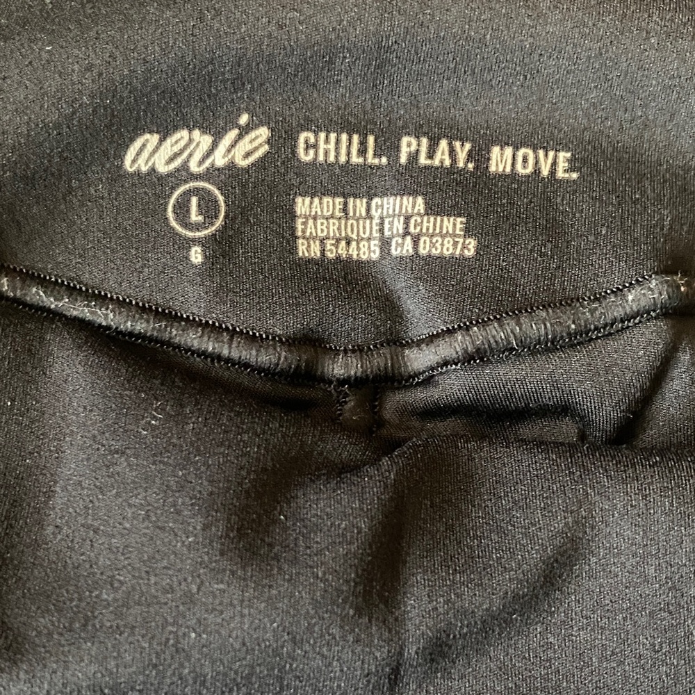 Aerie Classic Black High-Waisted Leggings - Picture 3 of 5